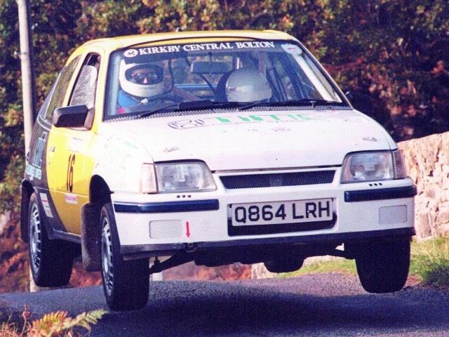 Car:16 Michael Shiel & Graham Shiel, Astra 1993