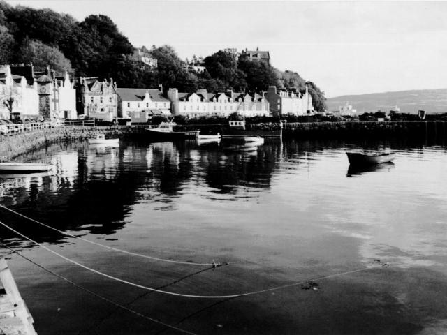Tobermory Harbour