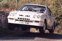 Car:27 Jimmy Christie & Jim Howie, Manta 16v
