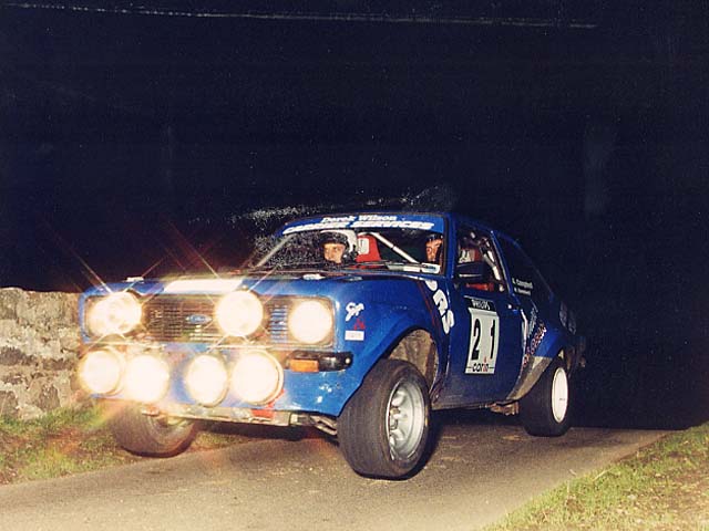 Car:21 Willie Bonniwell & Ali Campbell, Esc Mk2 1998