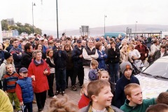 The crowd at the finish in Tobermory