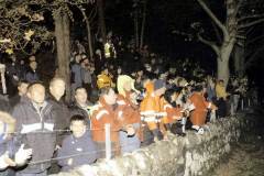 "The teacake eating competition drew huge crowds!"